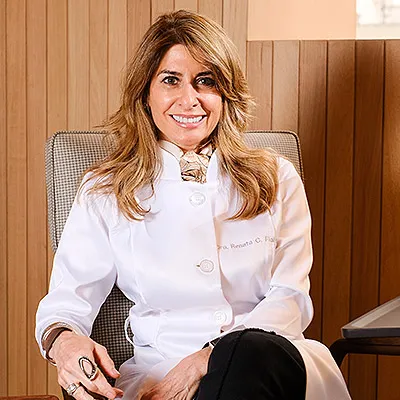Dra. Renata Fialdini
